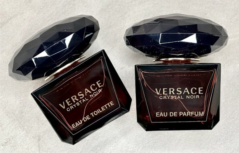 VERSACE CRYSTAL NOIR 2020 VS 2023